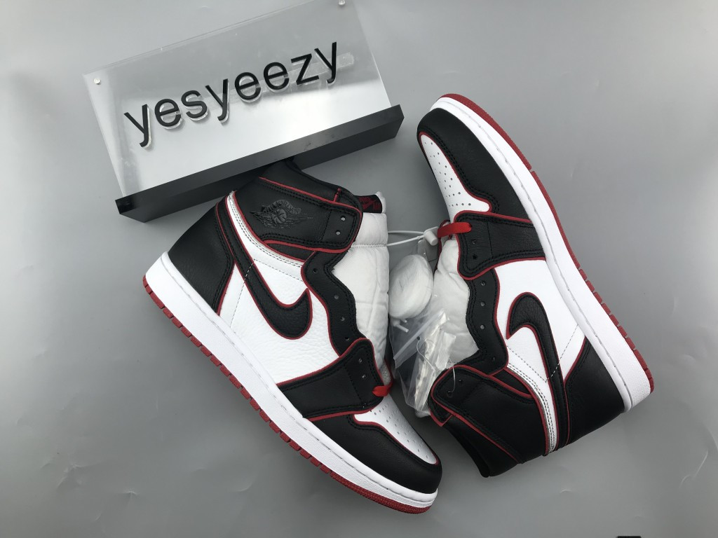 UA AIR JORDAN 1 RETRO HIGH OG 