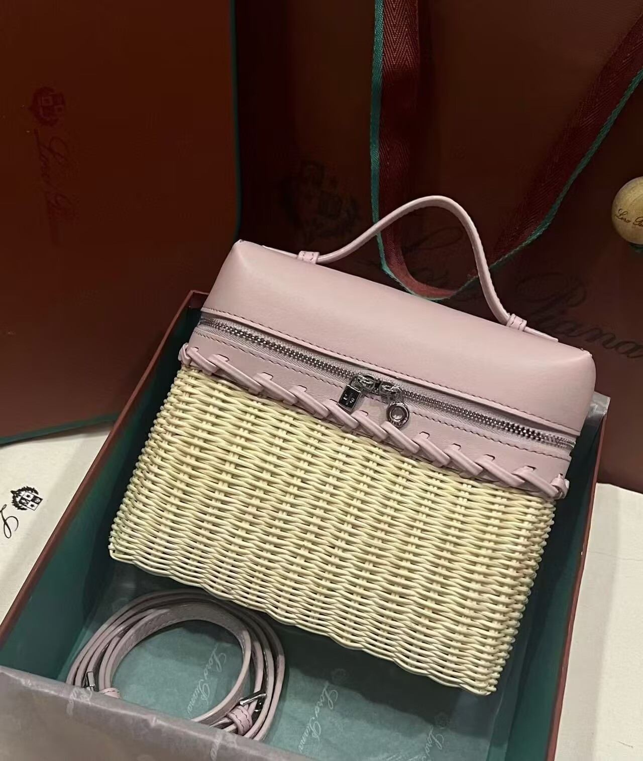 L0r0 P1ana Extra Pocket L19 Wicker Bag 17.5x21x10cm