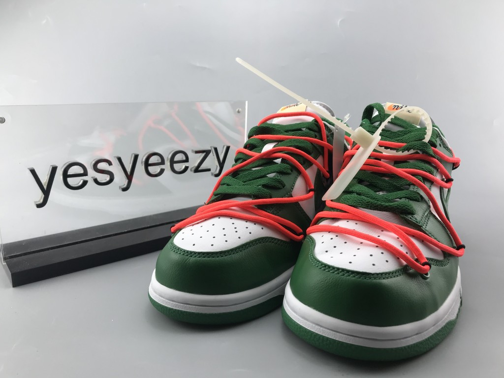 UA NIKE OFF-WHITE X DUNK LOW "PINE GREEN"