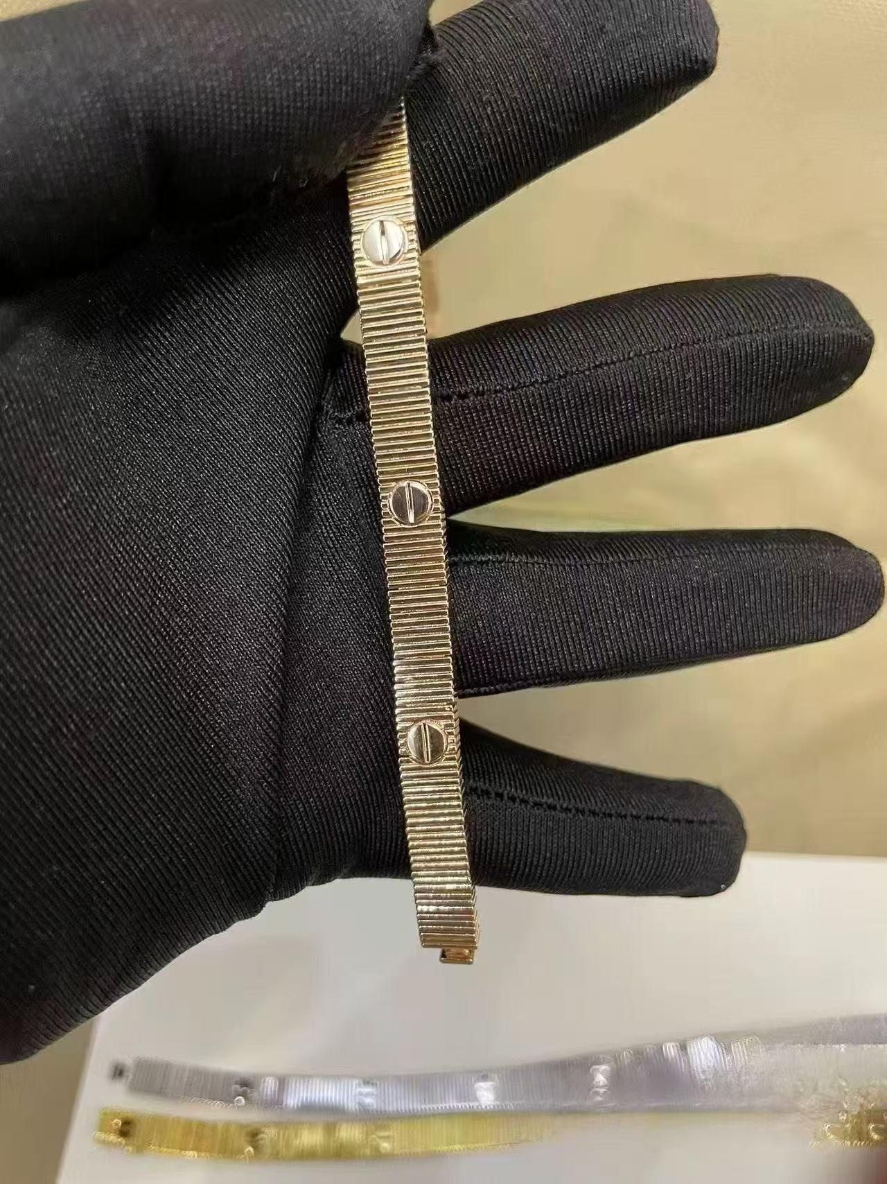Ca*t1er Bracelet