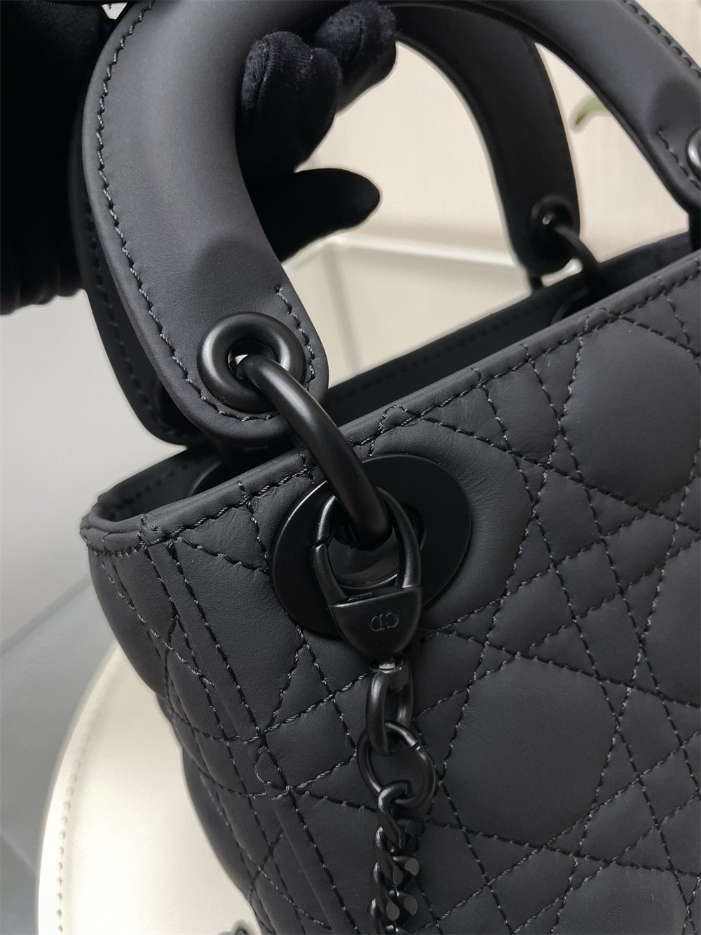 Mini Lady D10r Bag 6.5 x 6 x 3 inches