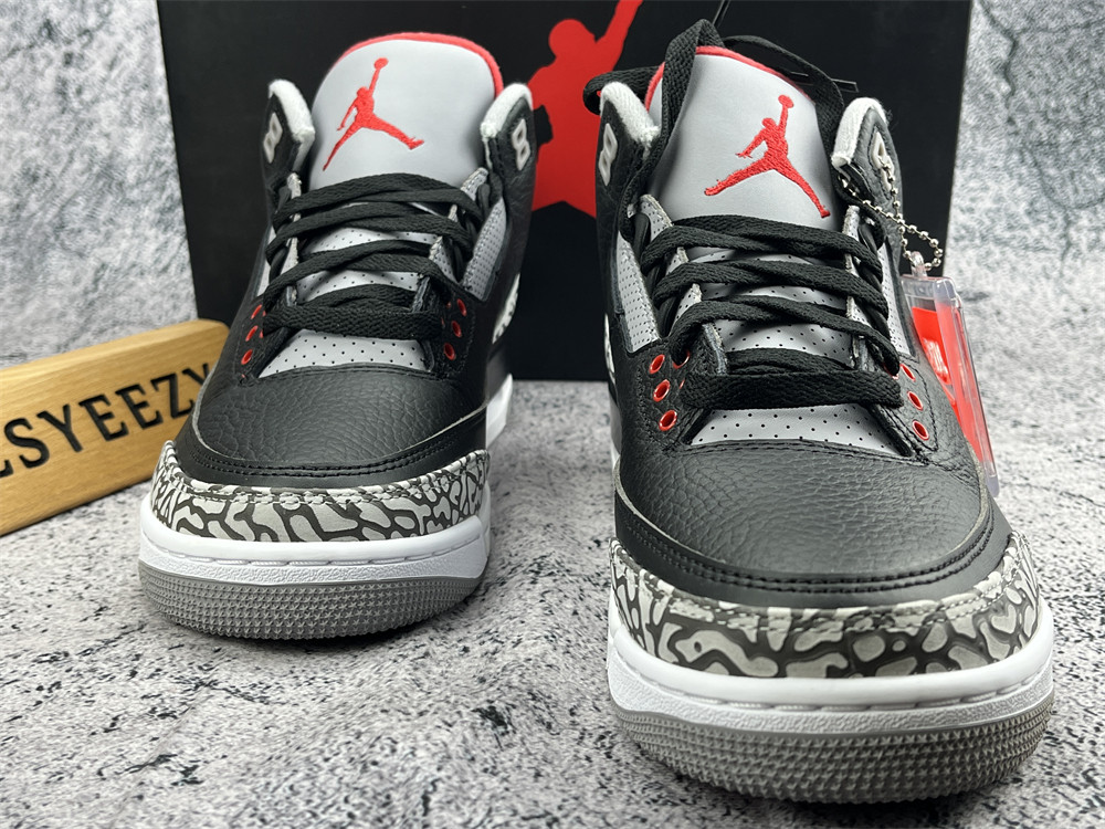 UA AIR JORDAN 3 RETRO OG 