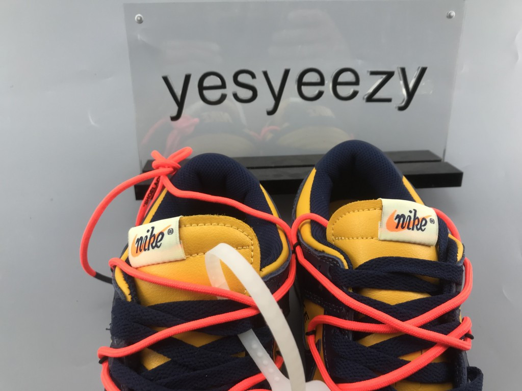 UA NIKE OFF-WHITE X DUNK LOW "UNIVERSITY GOLD"