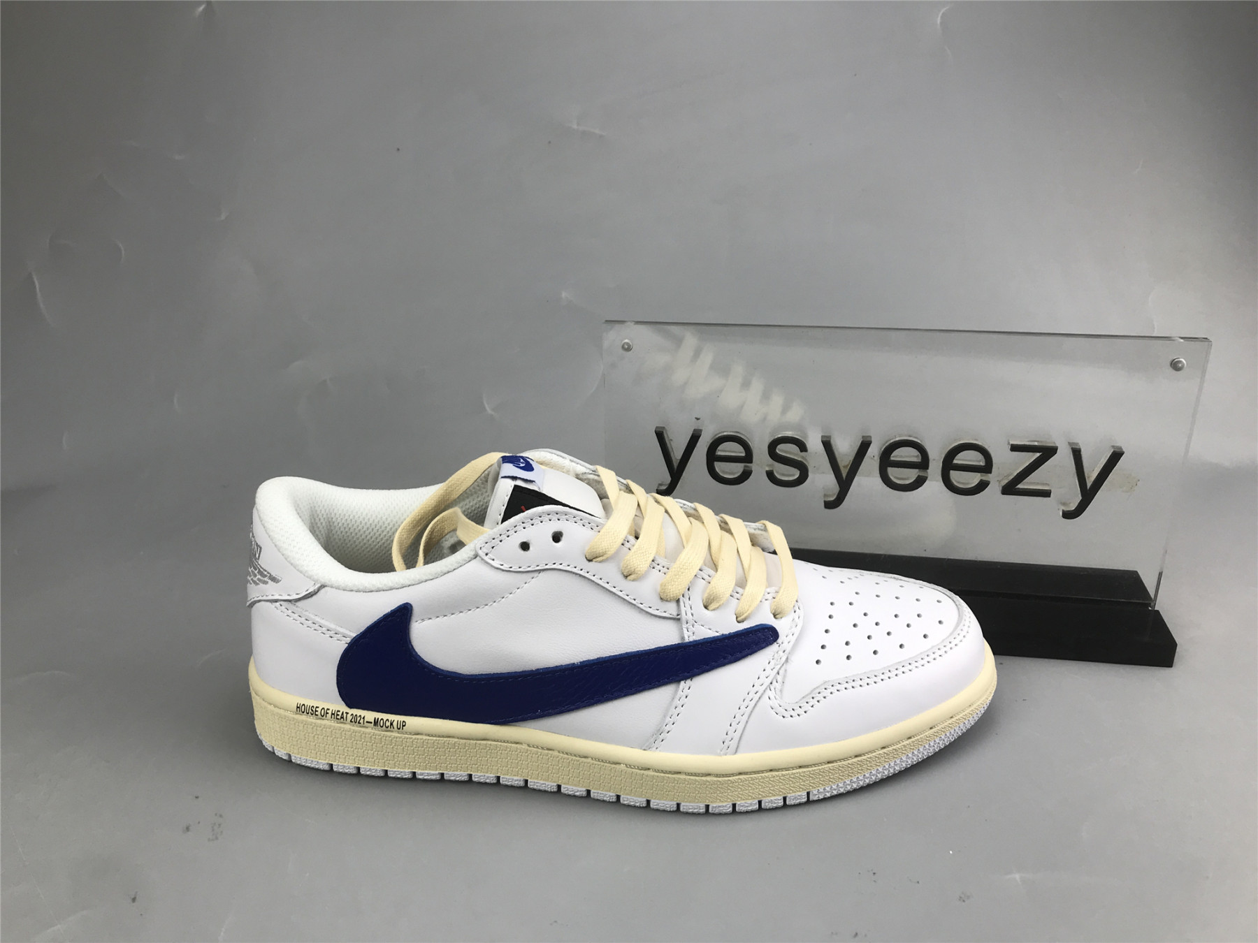 UA AIR JORDAN 1 LOW AJ1 TS