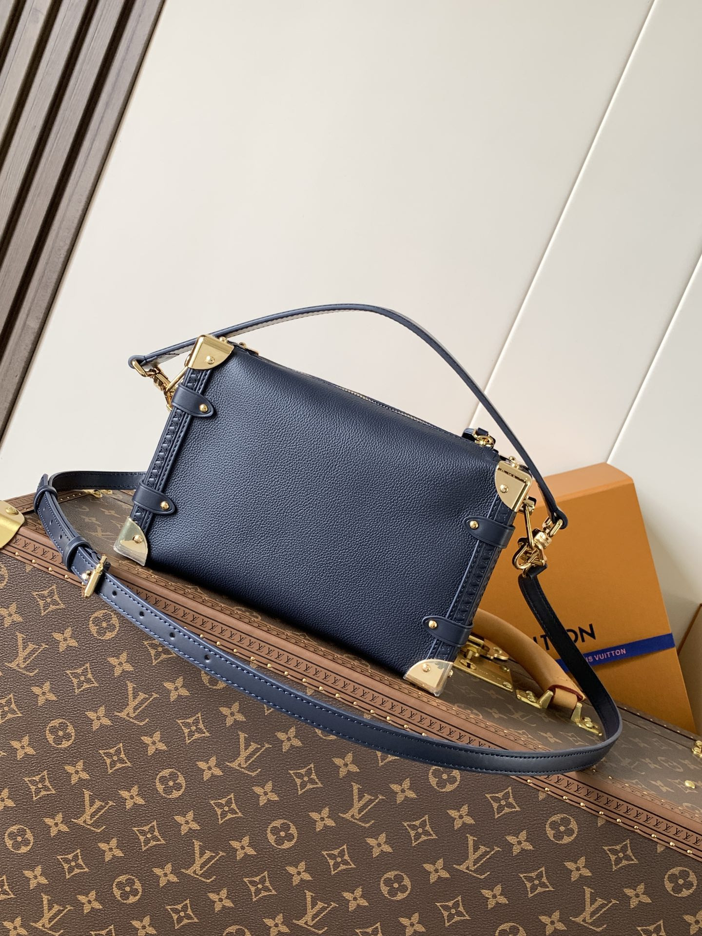 LV Side Trunk MM M15226 23.5x16x8.5cm