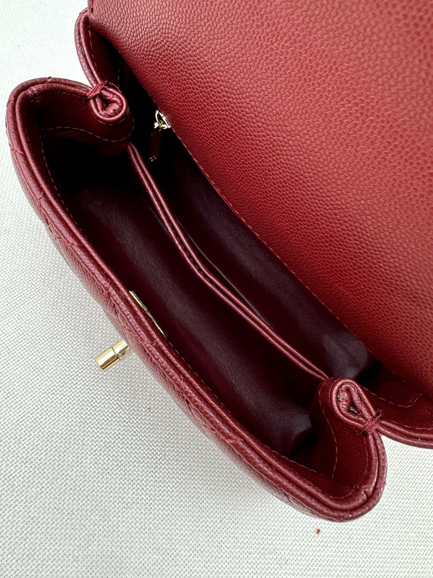 Ch**el mini coco handle 13x19x9cm