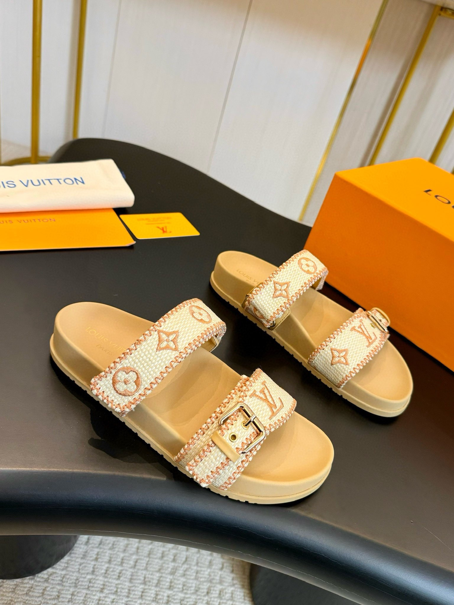 UA LV Bom Dia Flat Comfort Mule