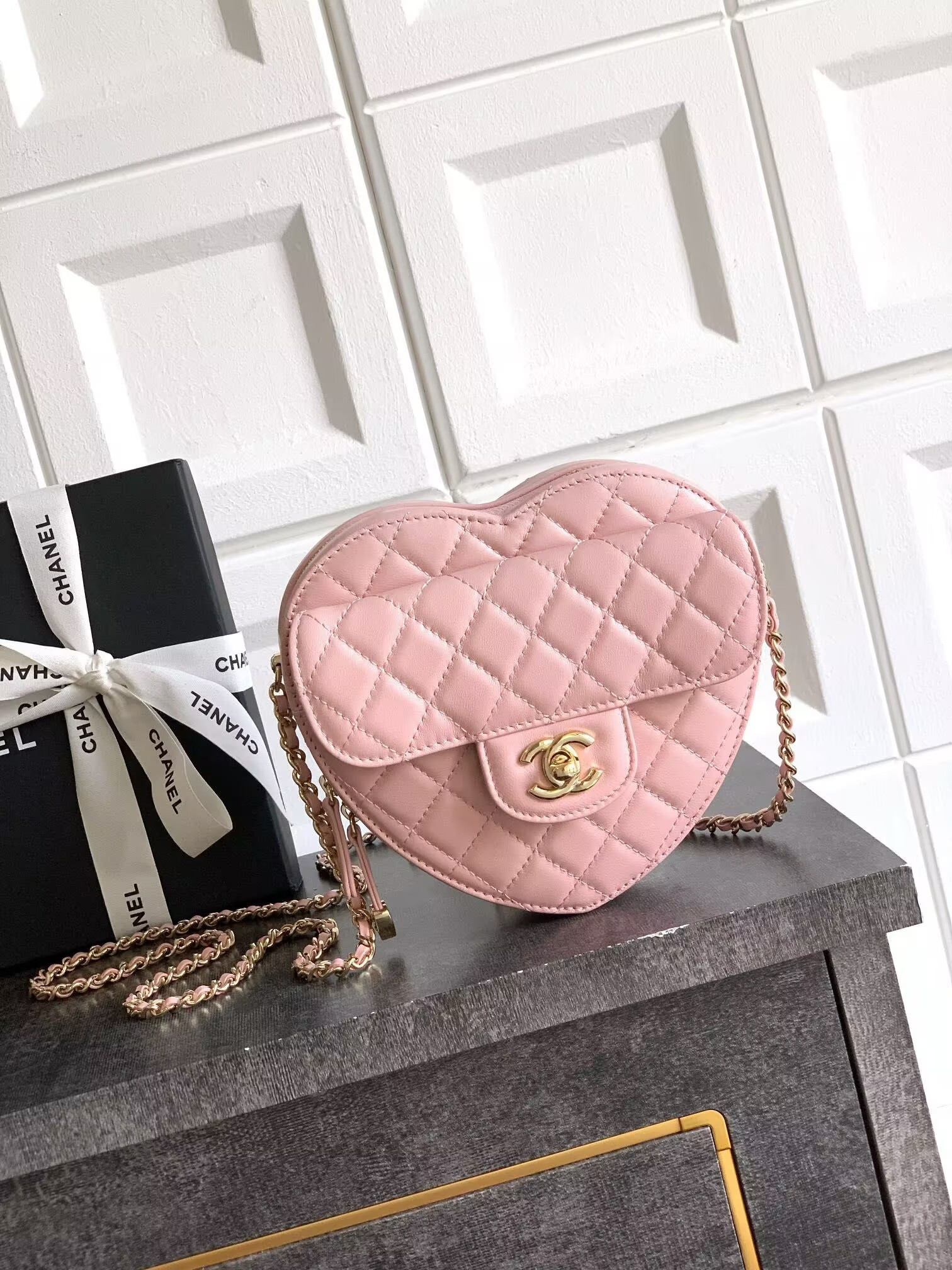 Ch**el 25B Heart Bag AS5764 18x19x5cm
