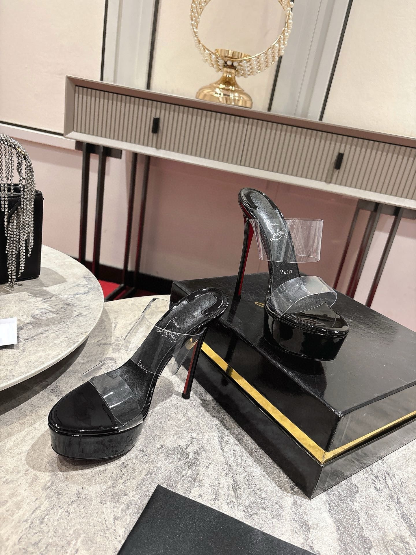 UA Chr1st1an Louboutin Just Nothing Alta 150mm