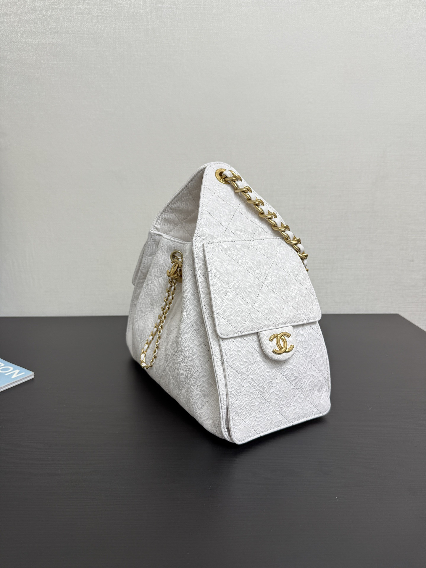 Ch**el 25C Bucket Bag 26x30x14cm