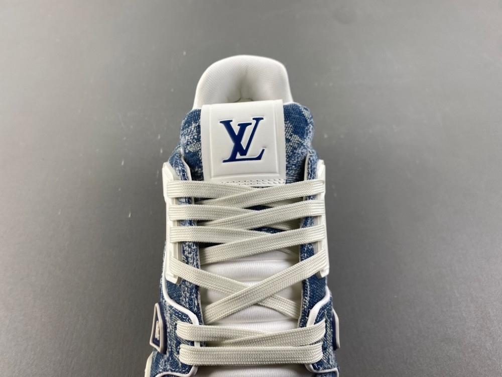 UA LV trainer Sneakers