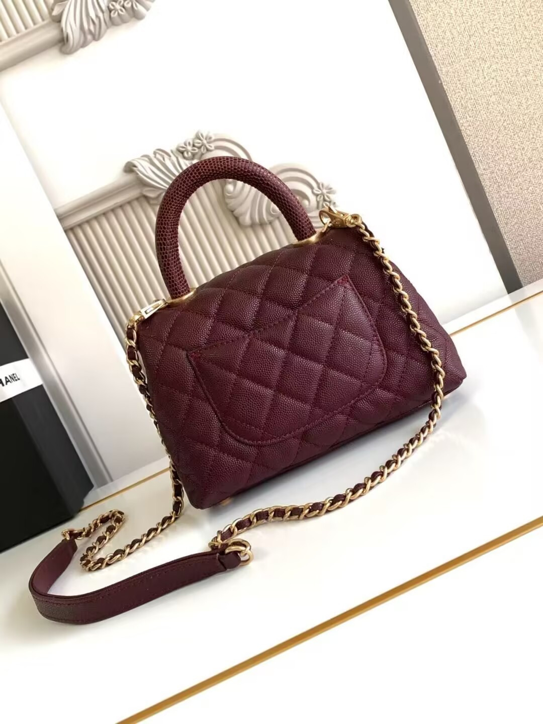 Ch**el mini coco handle 13x19x9cm