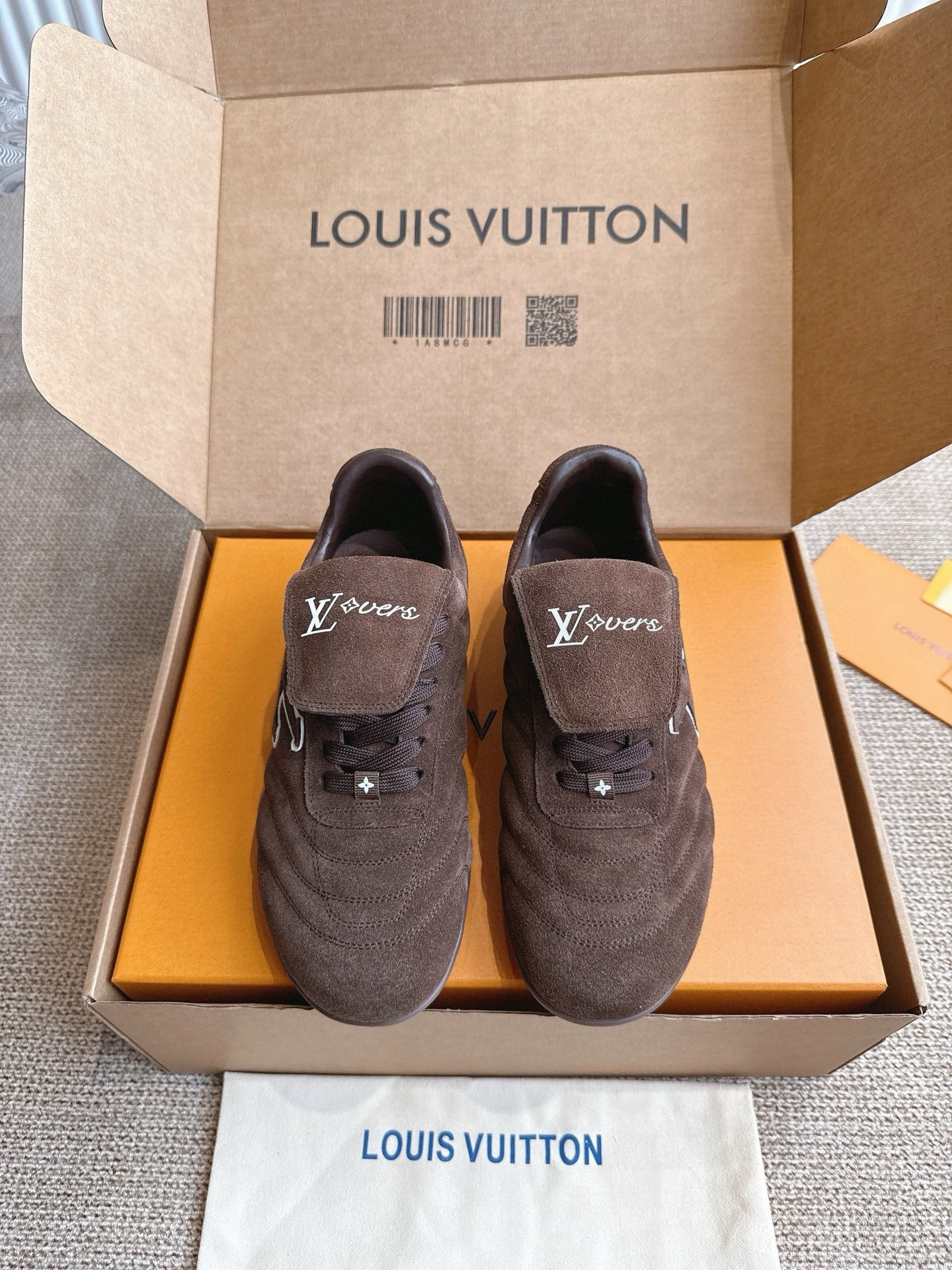 UA LV Footprint Soccer Sneaker