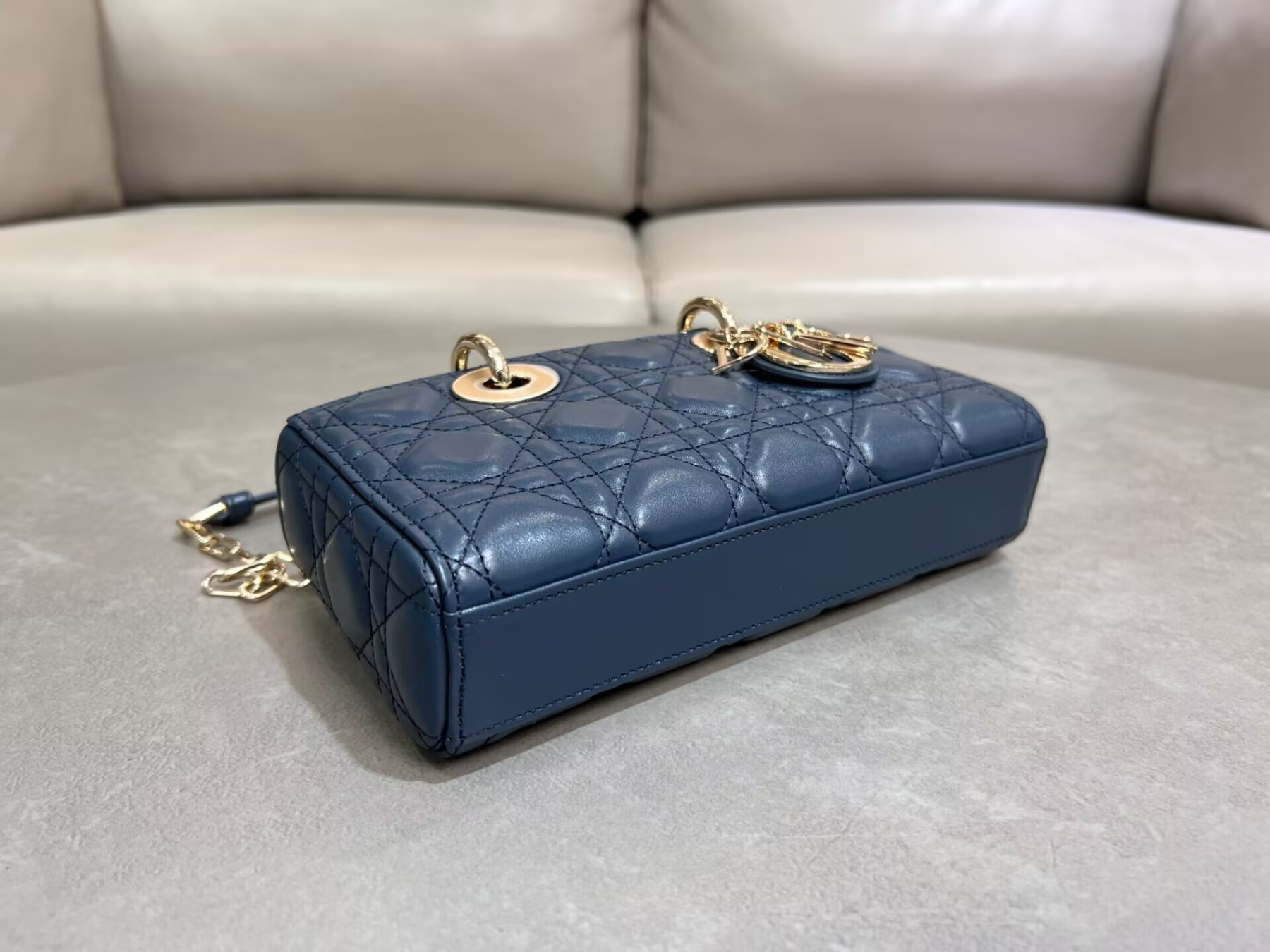 D10r SAMLL D-JOY BAG 22.5 x 6 x 11.5CM