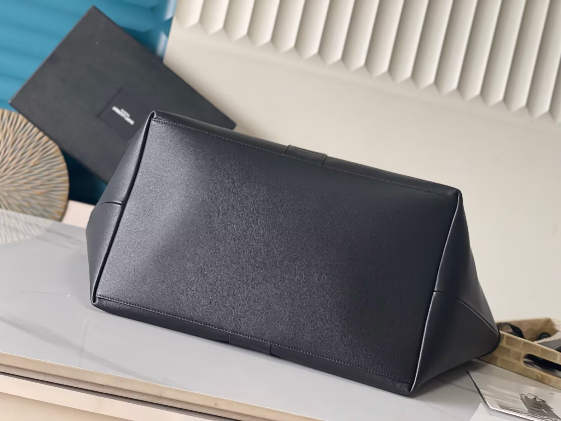 Y51 WHY TOTE 38 50x33x16cm