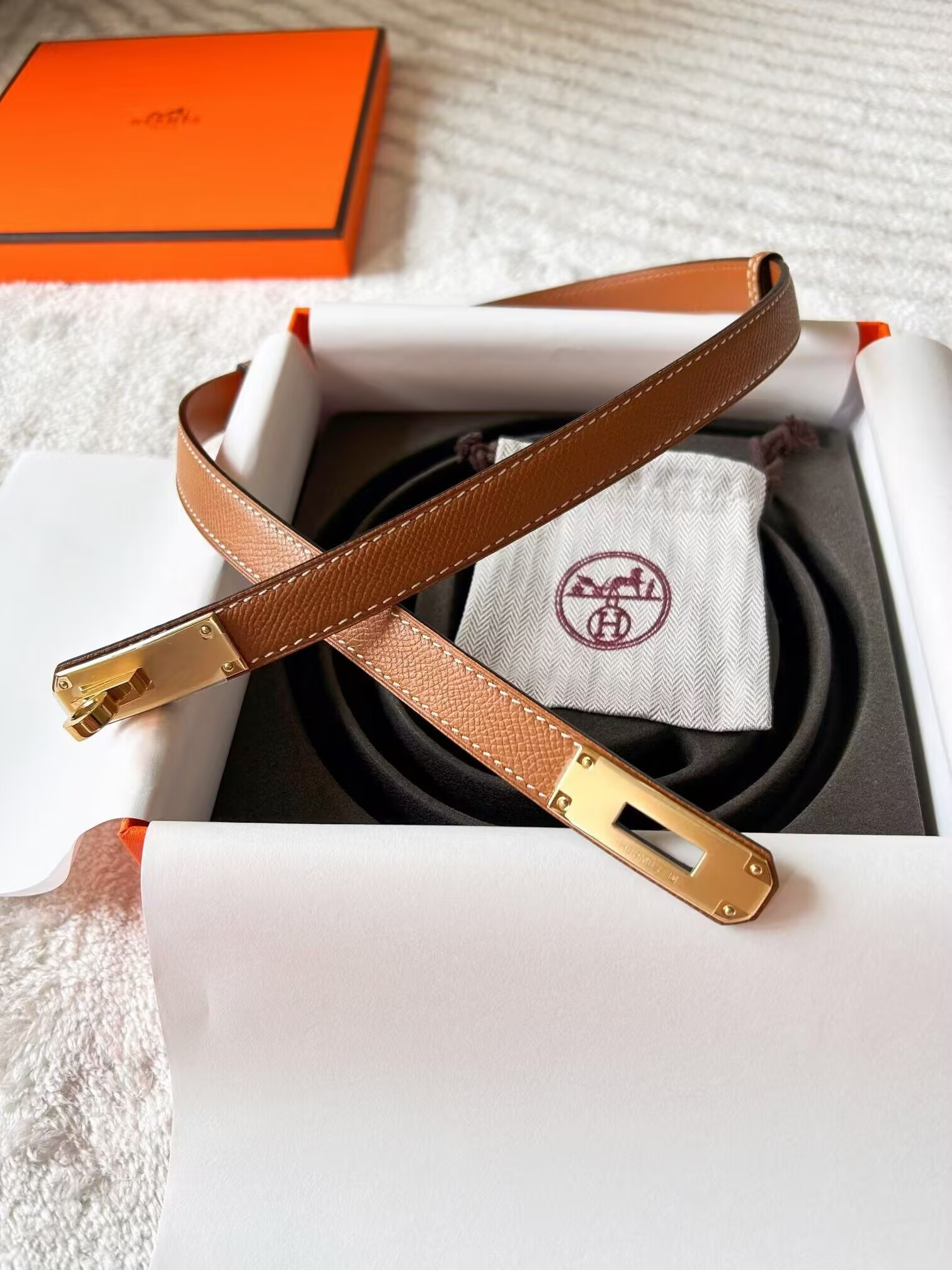 H**me5 belt