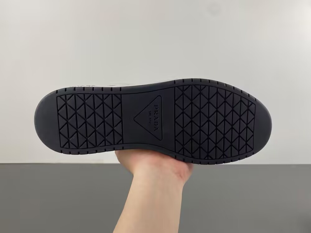 UA Pra*a Downtown Low Top Sneakers