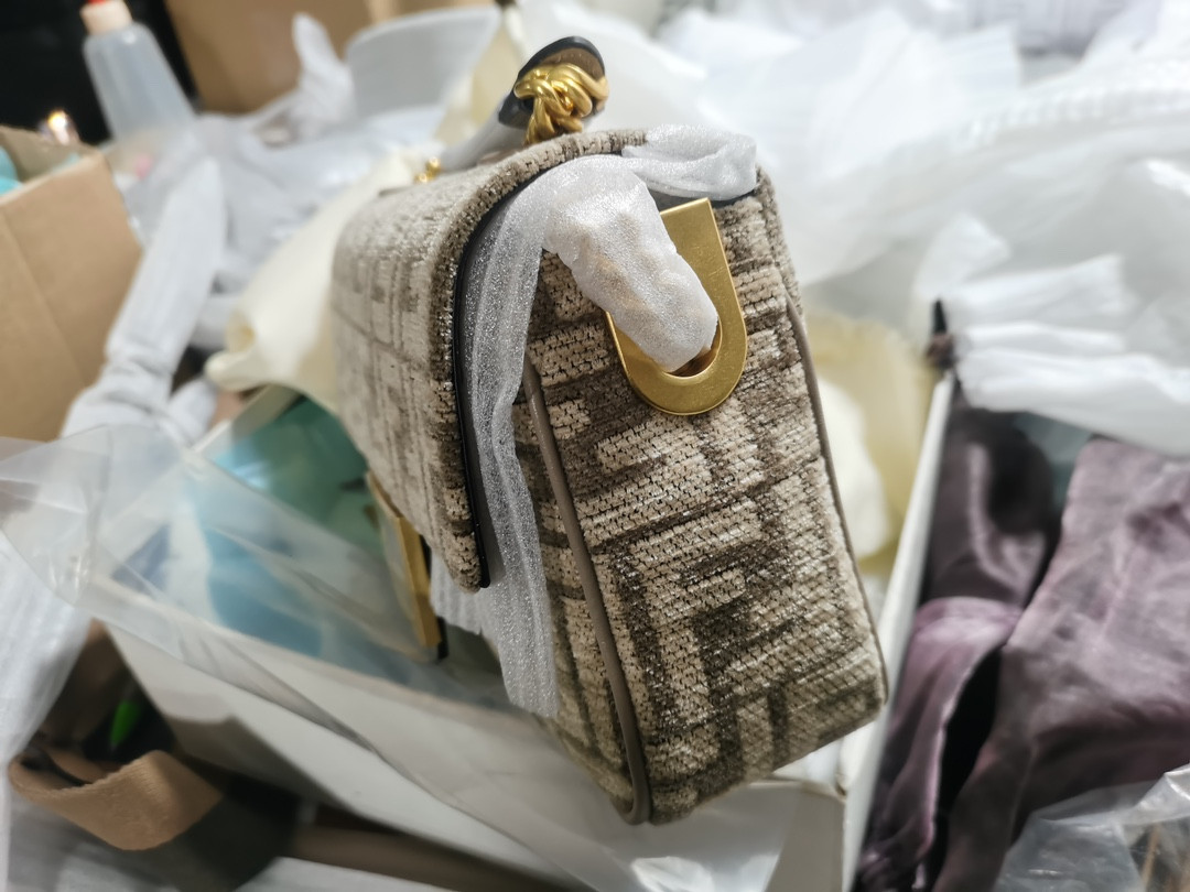 F**di Baguette Chain Midi dove gray tapestry fabric bag with FF motif 14.5x7x24 cm
