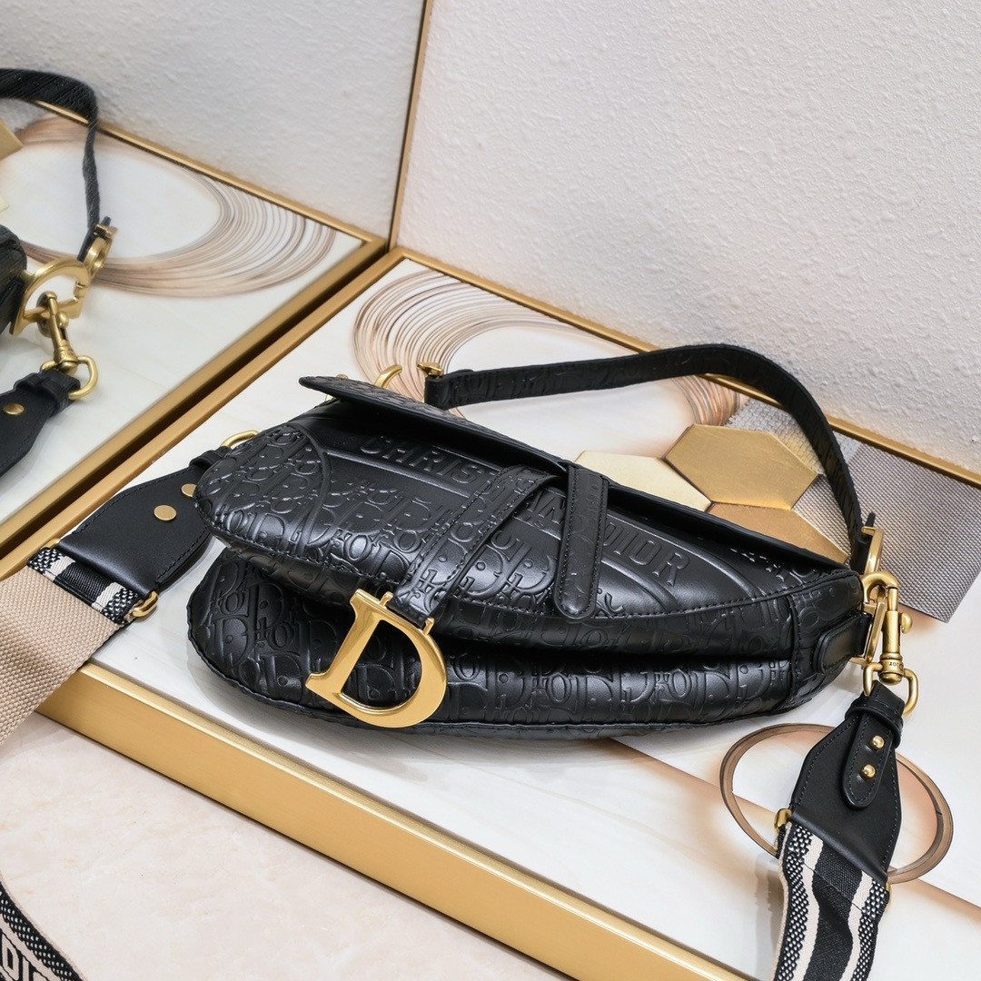 D10r SADDLE BAG WITH STRAP Black Oblique Embossed Calfskin 25.5x20x6.5cm