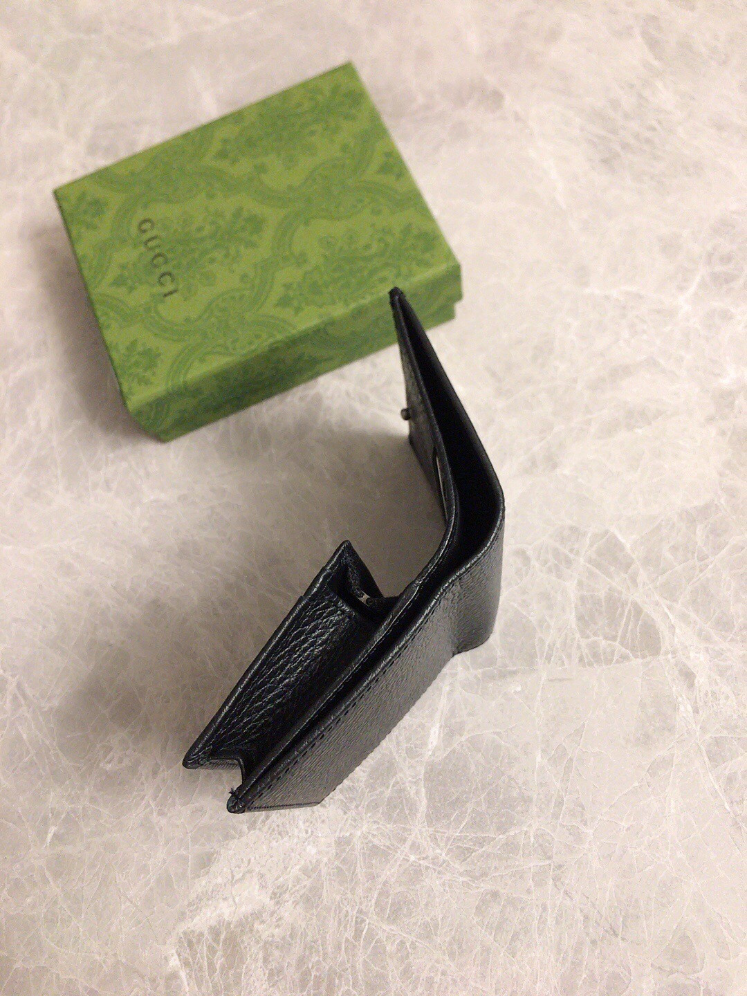 Gvc*1 HUHU card wallet 11x8.5x3cm