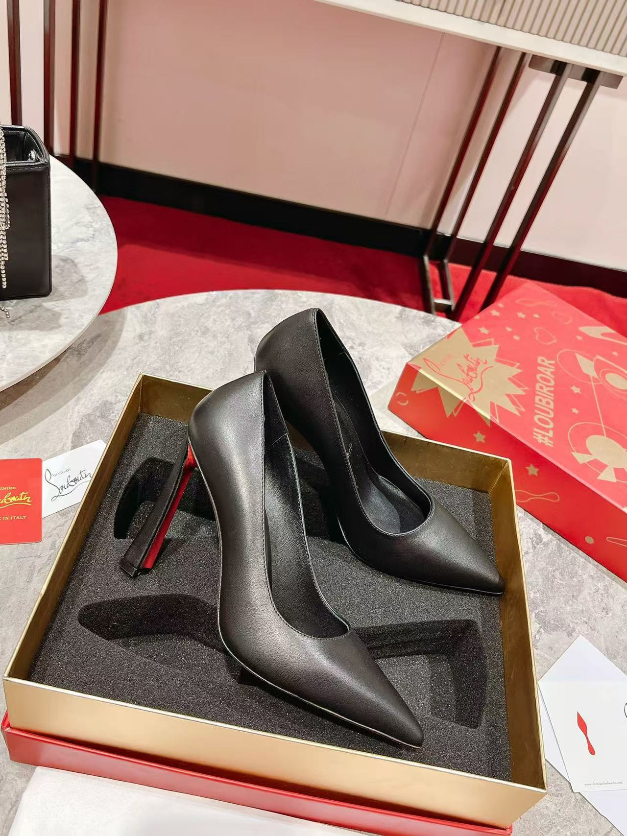 UA Chr1st1an Louboutin  10cm
