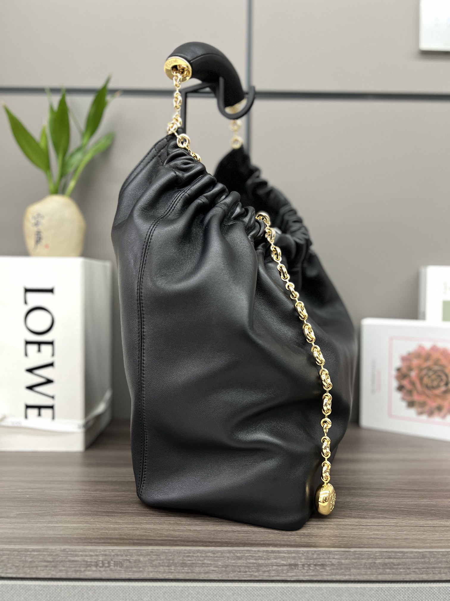L0ew* Medium Squeeze bag in mellow nappa lambskin 34x33x13.5cm