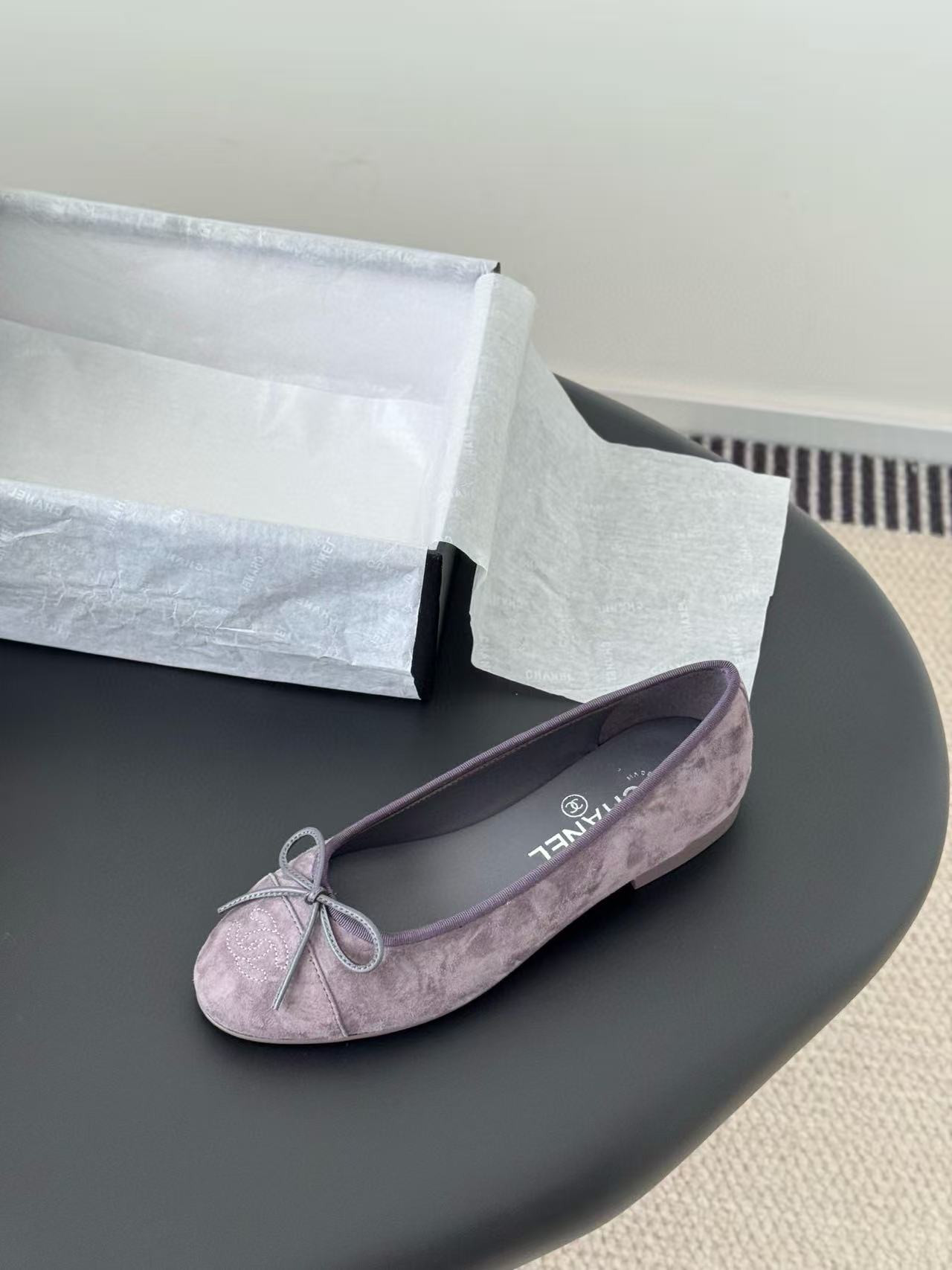 UA Ch**el Ballet flats