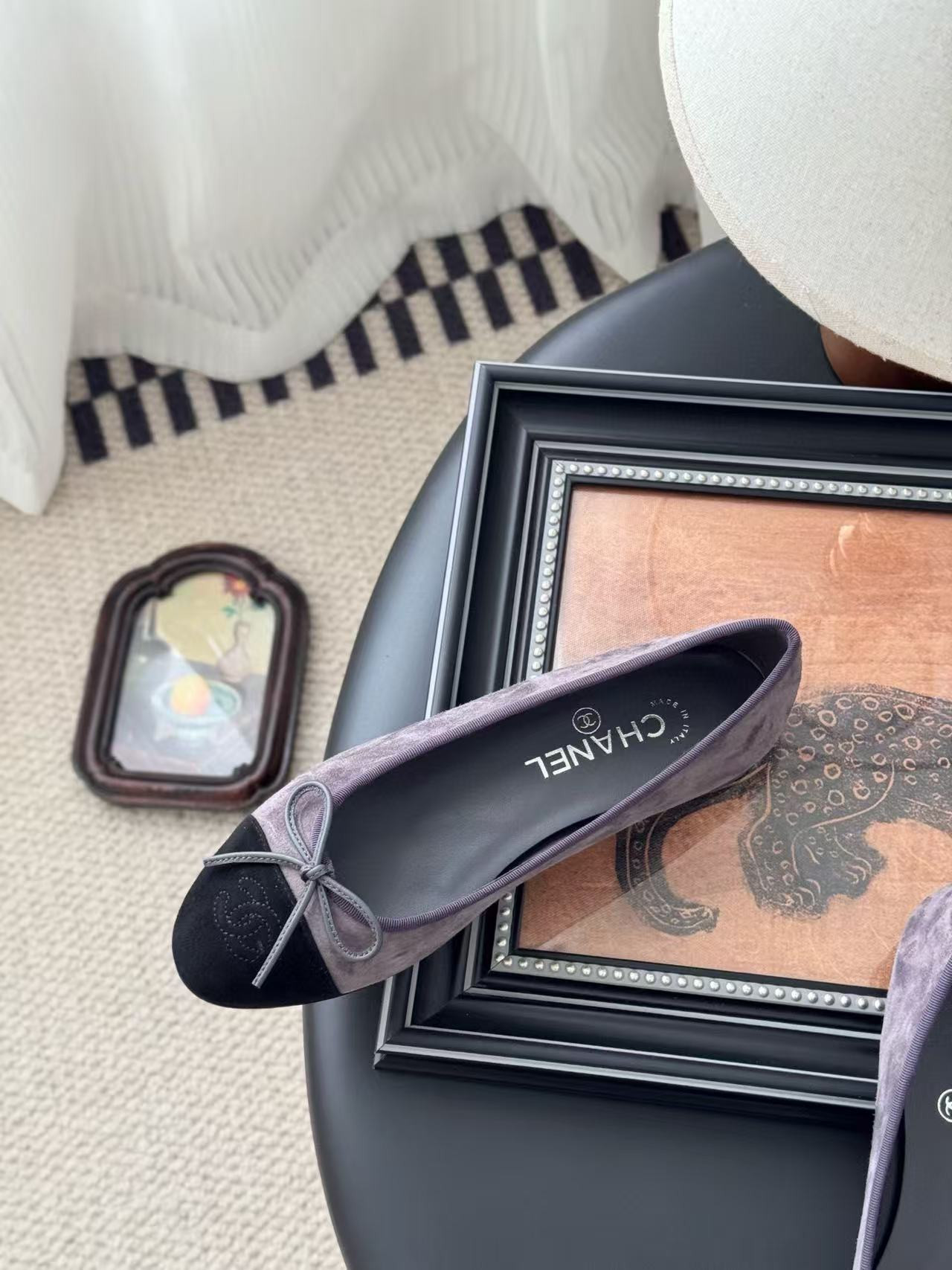 UA Ch**el Ballet flats