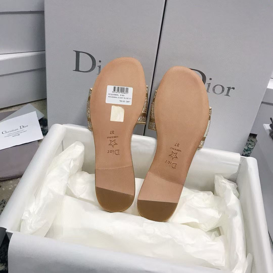 UA D10r Dway Slide