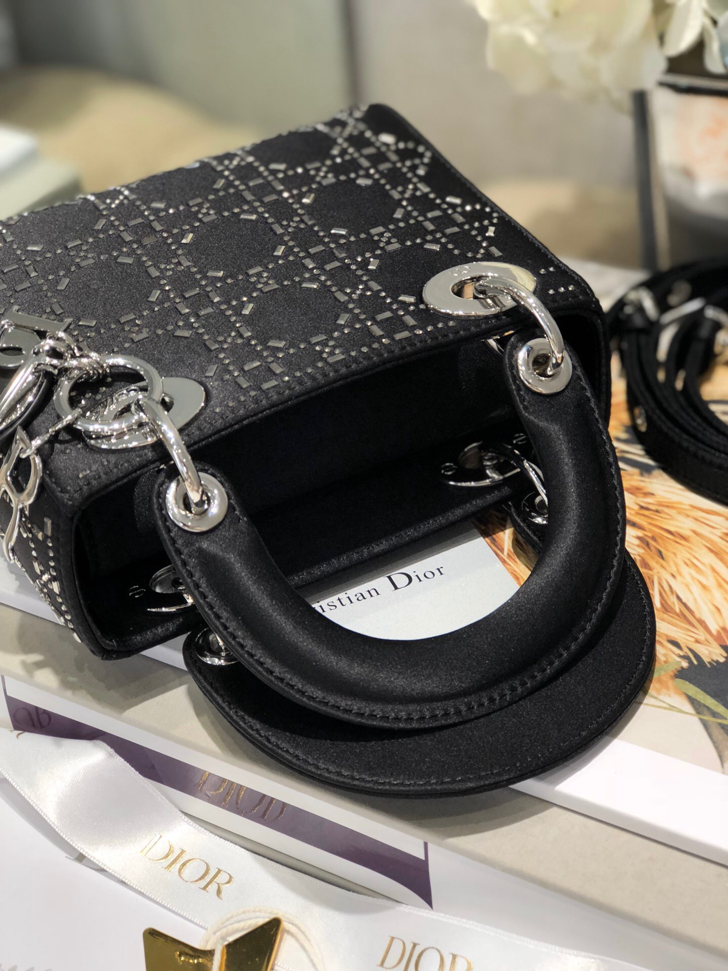 MINI LADY D10r BAG 6.5 X 6 X 3 INCHES