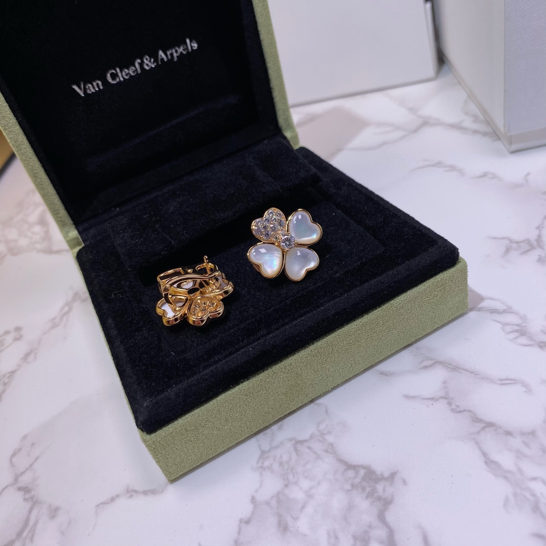V*n Cl**f & Arpels four-leaf clover earrings