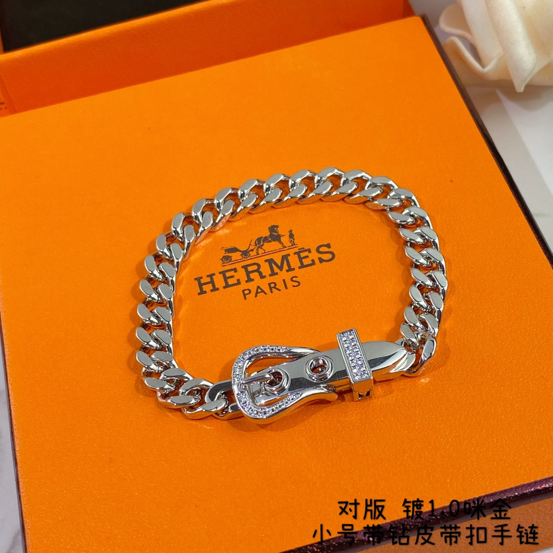 H**me5 Small D1am0nd-Encrusted Belt Bracelet