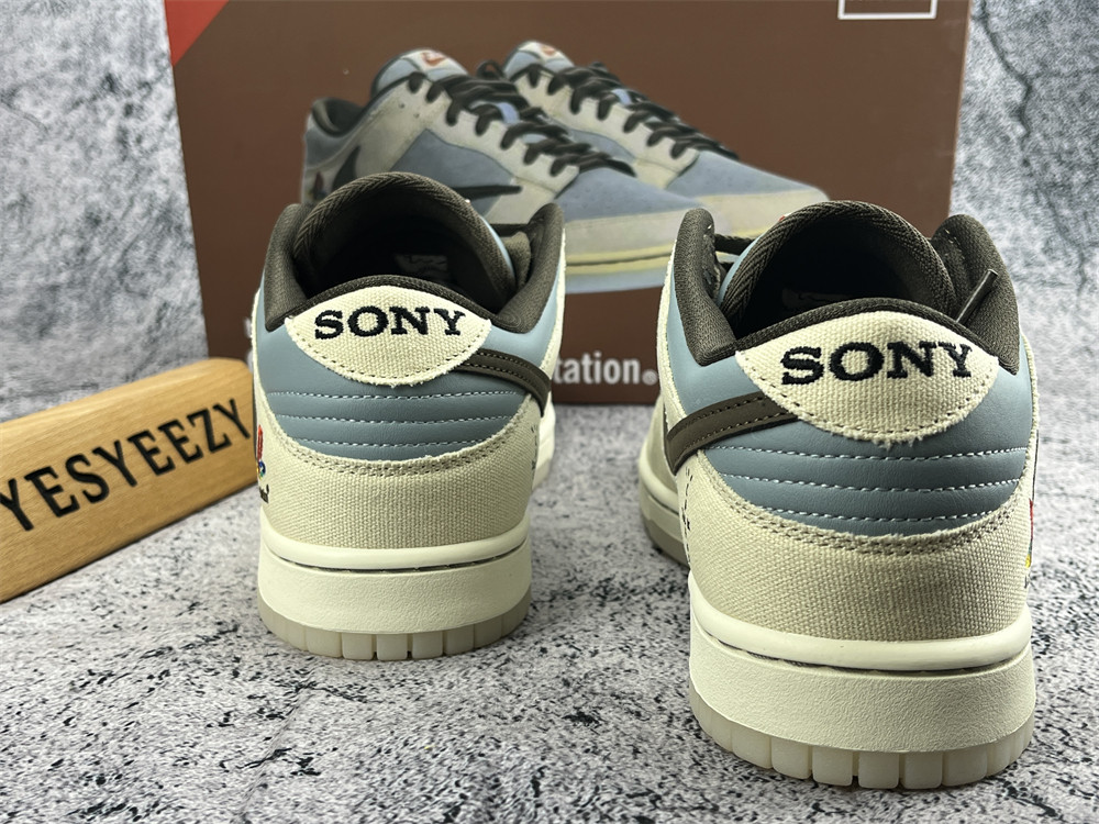 UA NIKE TRAVIS SCOTT X PLAYSTATION X DUNK LOW