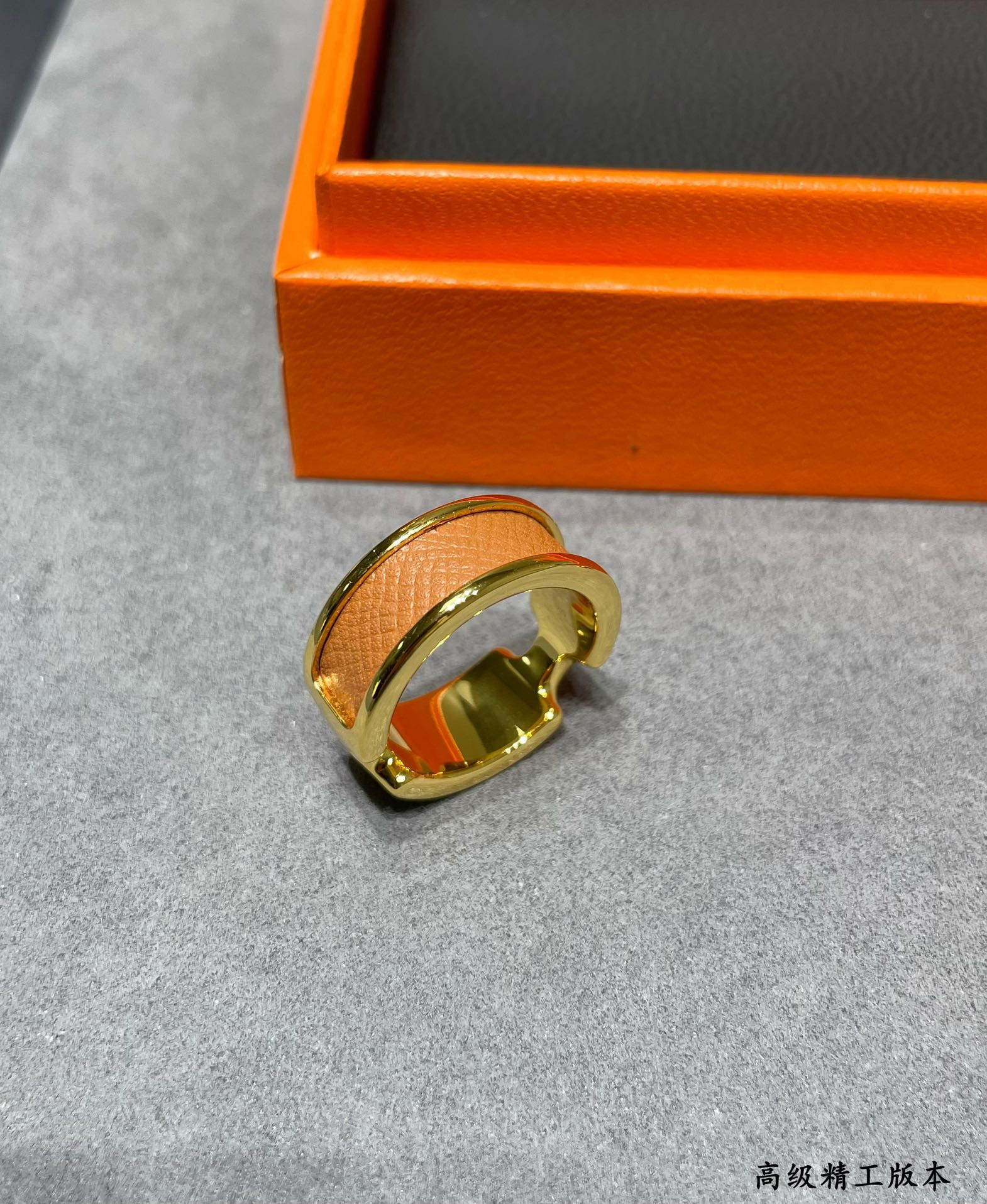 H**me5 leather cord Ring