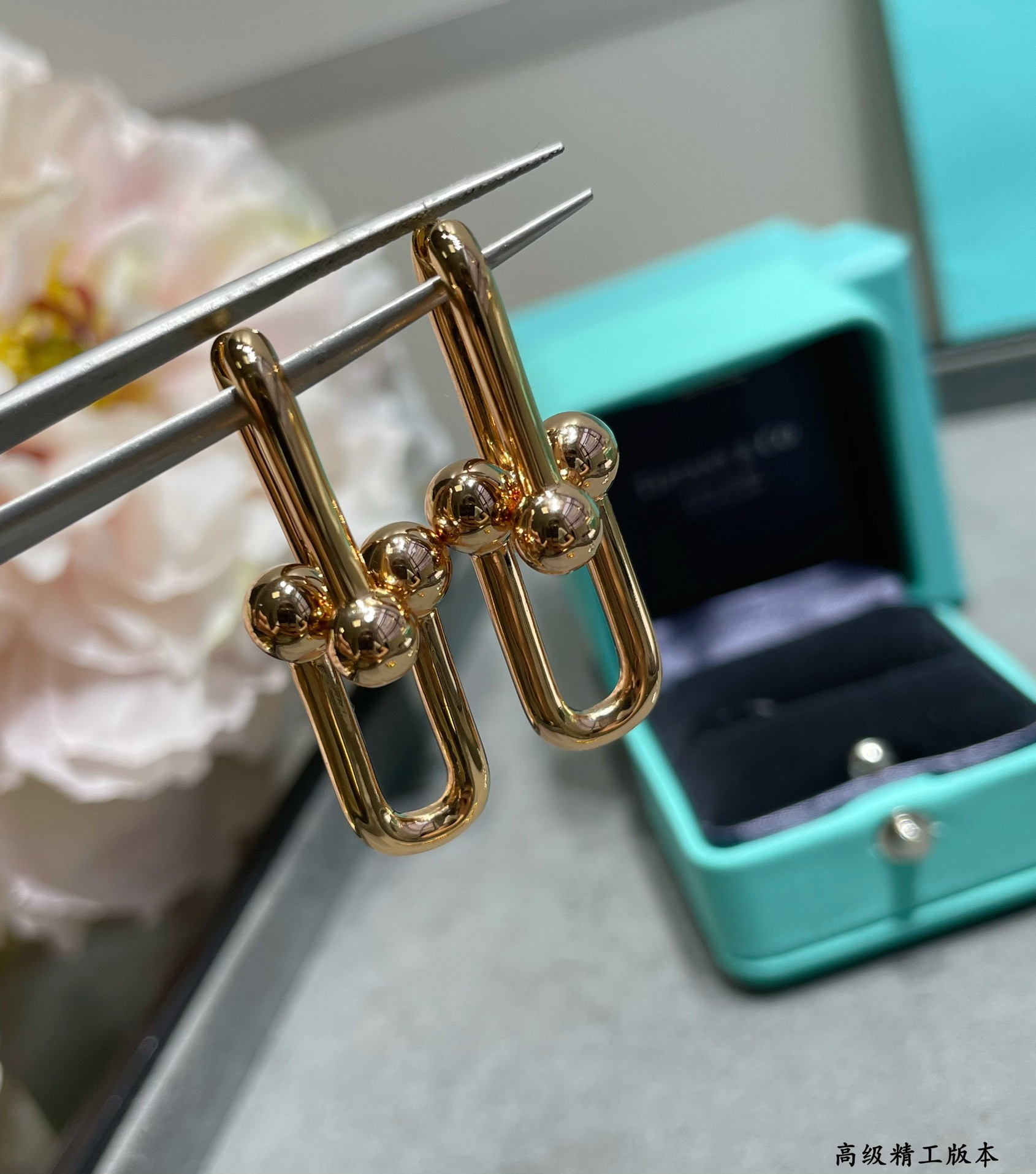 T*f*ny & co. polished stirrup double hoop earrings