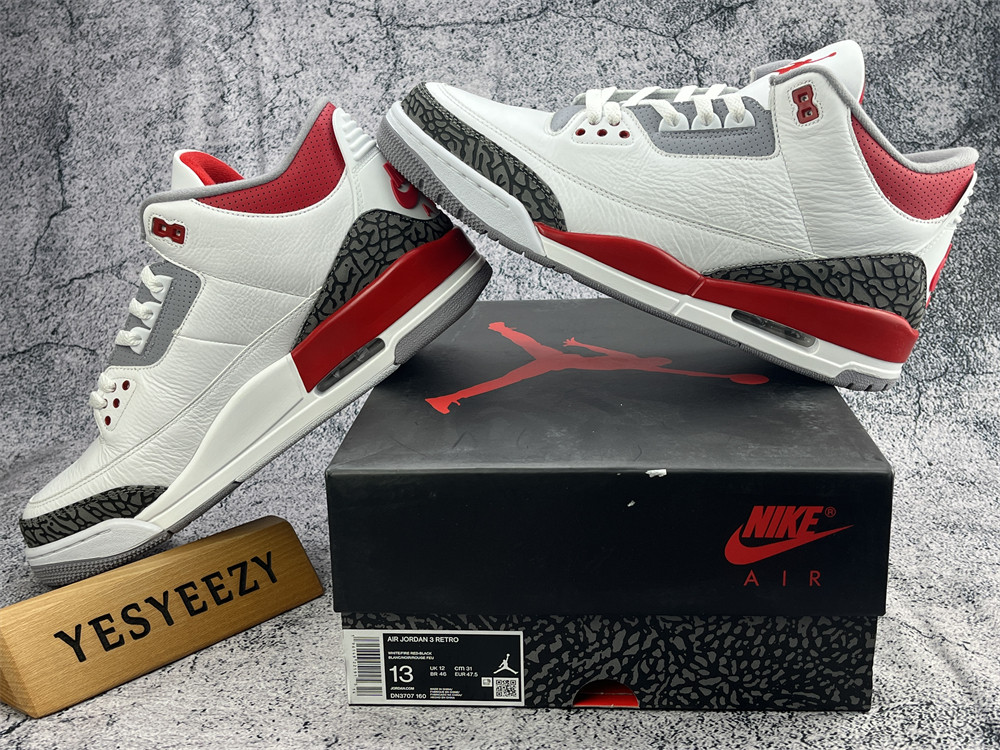 UA AIR JORDAN 3 RETRO 
