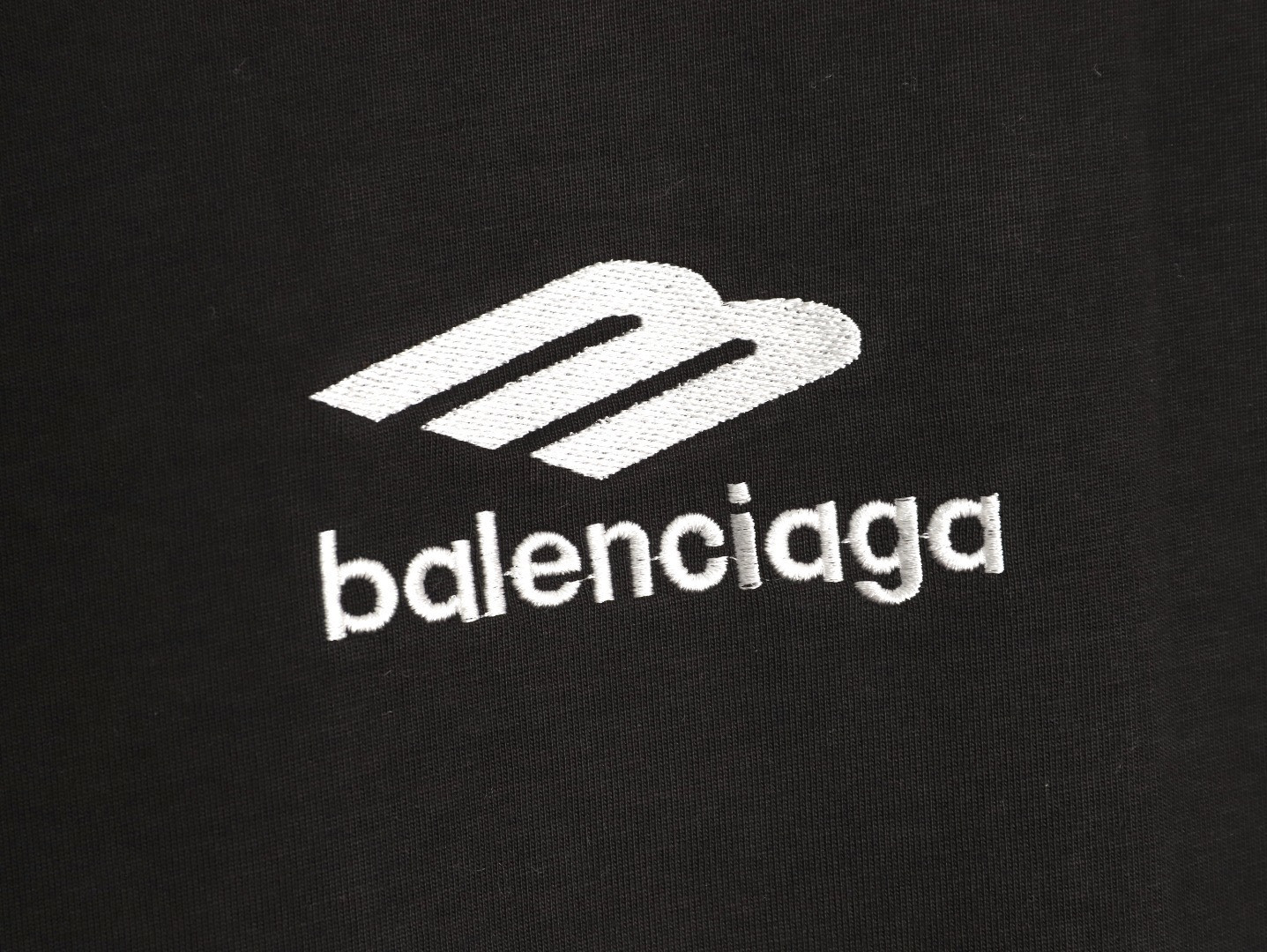 Ba1en*iaga 25Fw Long-sleeved T-shirt