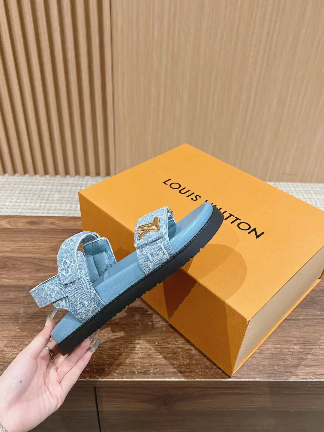 UA LV Sunset Flat Comfort Sandal