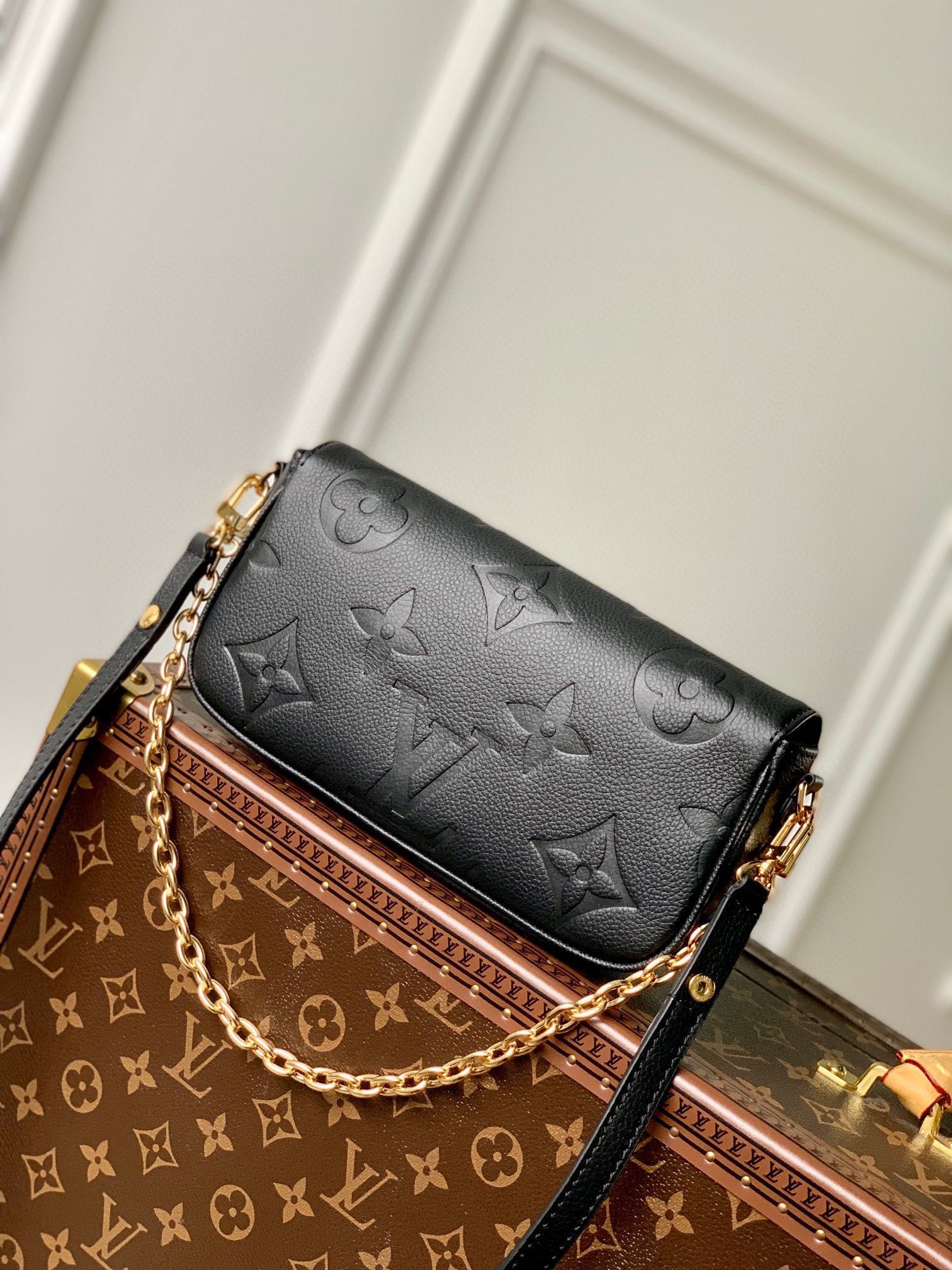 L0vis Vvtt0n Wallet on Chain Ivy M82210
