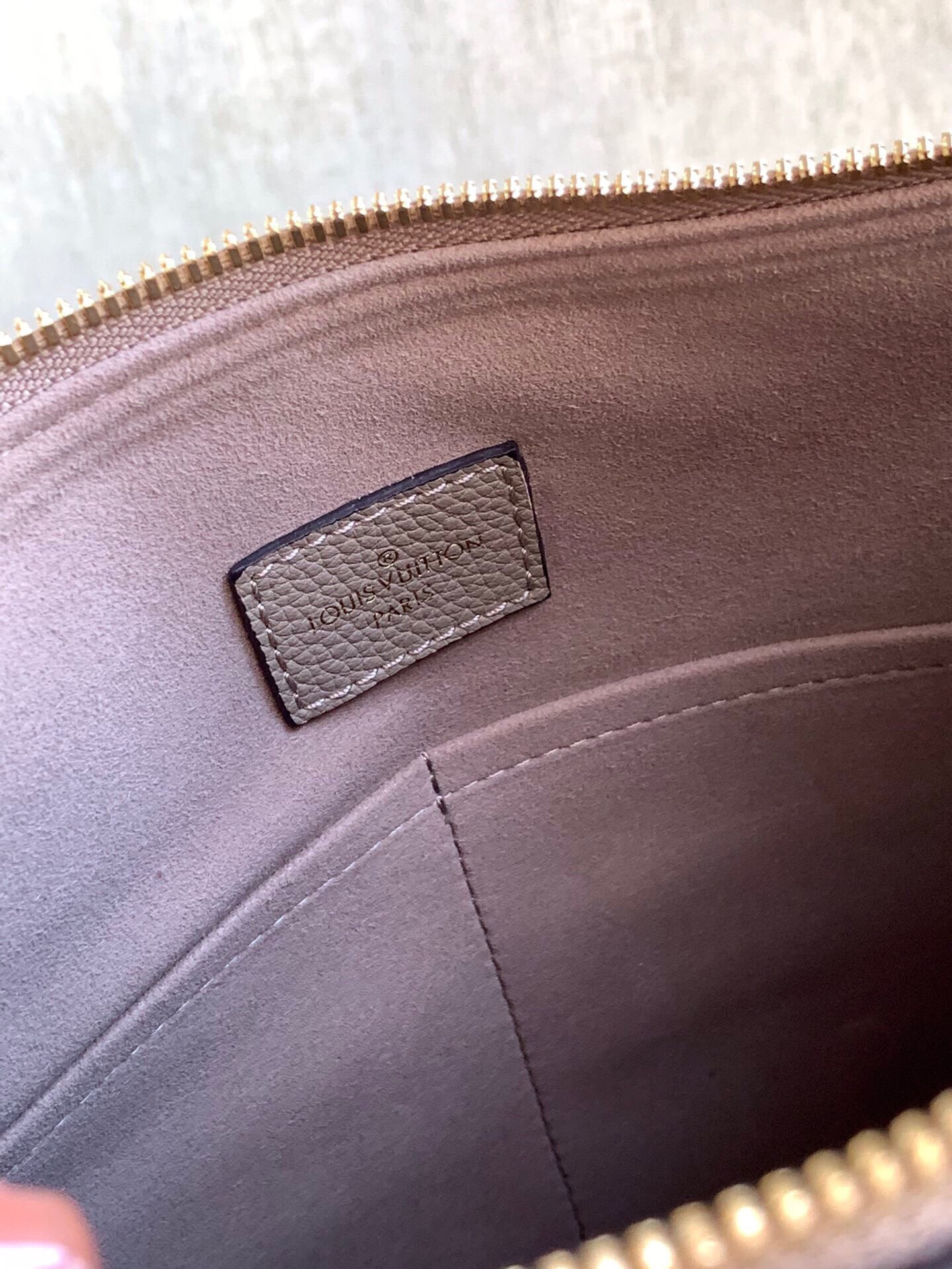 LV MAIDA HOBO M45523