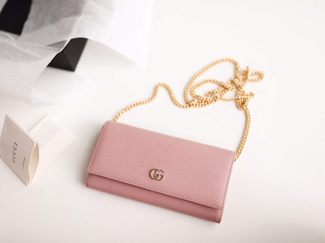 Gvc*1 GG Marmont leather chain wallet