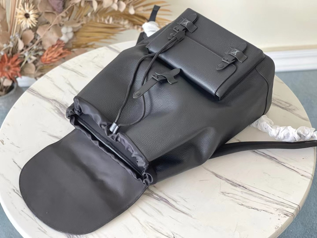 LV CHRISTOPHER SLIM BACKPACK M58644