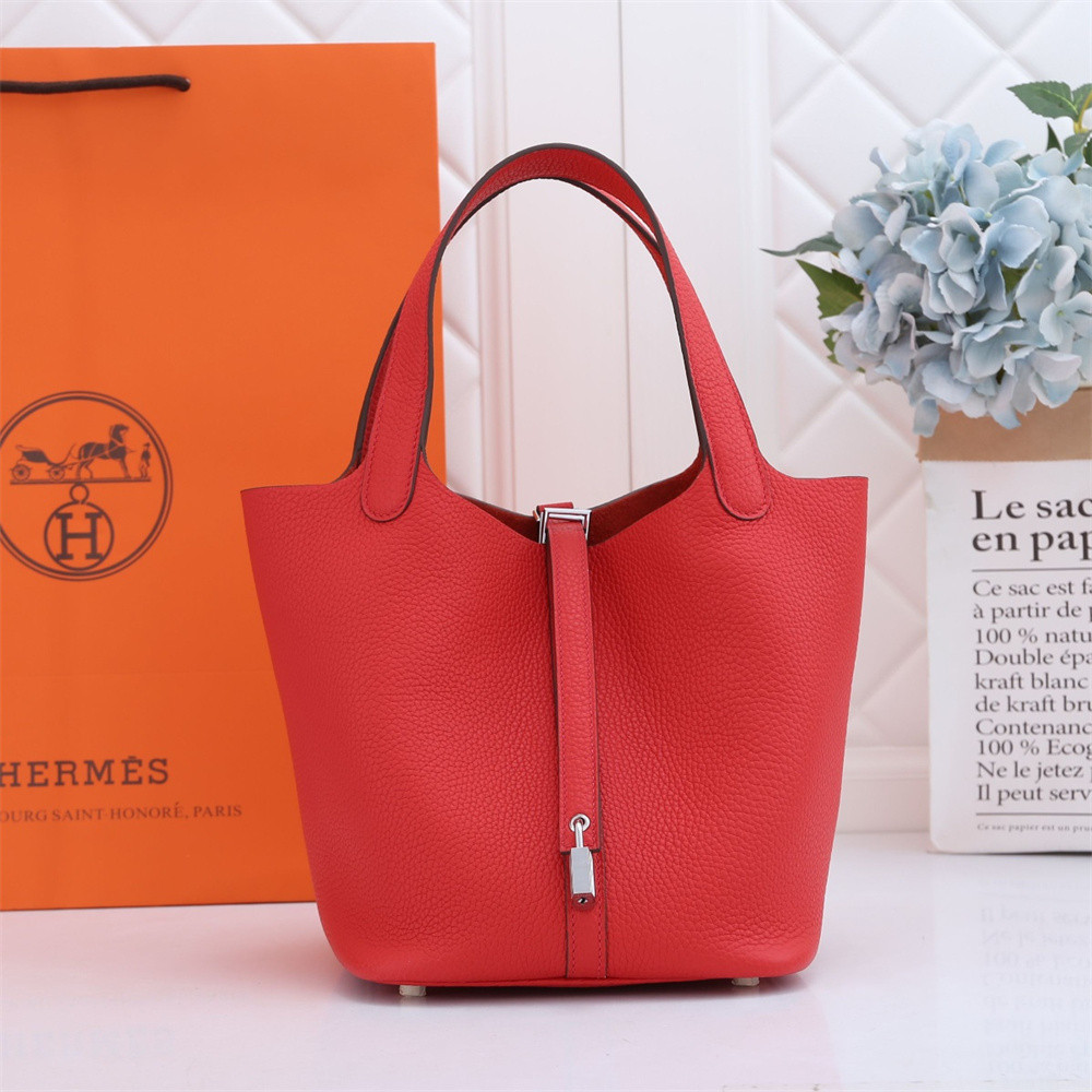 H**me5 Picotin 18cm bright red without original box