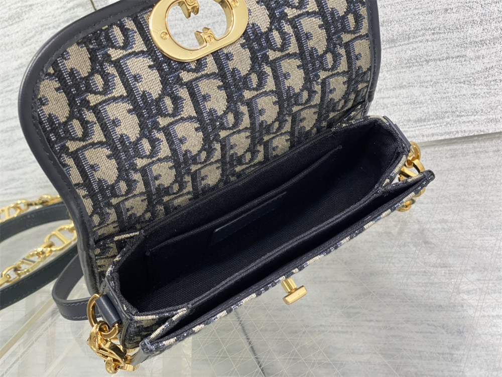 SMALL 30 MONTAIGNE AVENUE BAG Blue D10r Oblique Jacquard