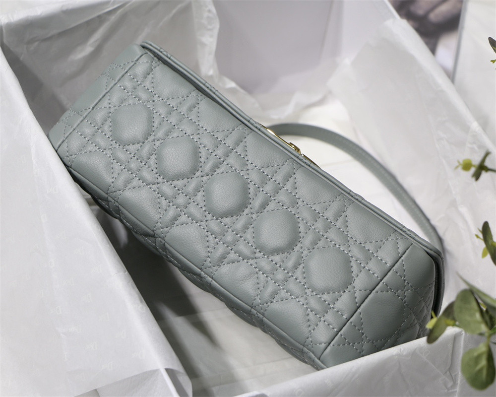 MEDIUM D10r CARO BAG Ethereal Gray S*pple Cannage Calfskin 25.5 x 15.5 x 8 cm