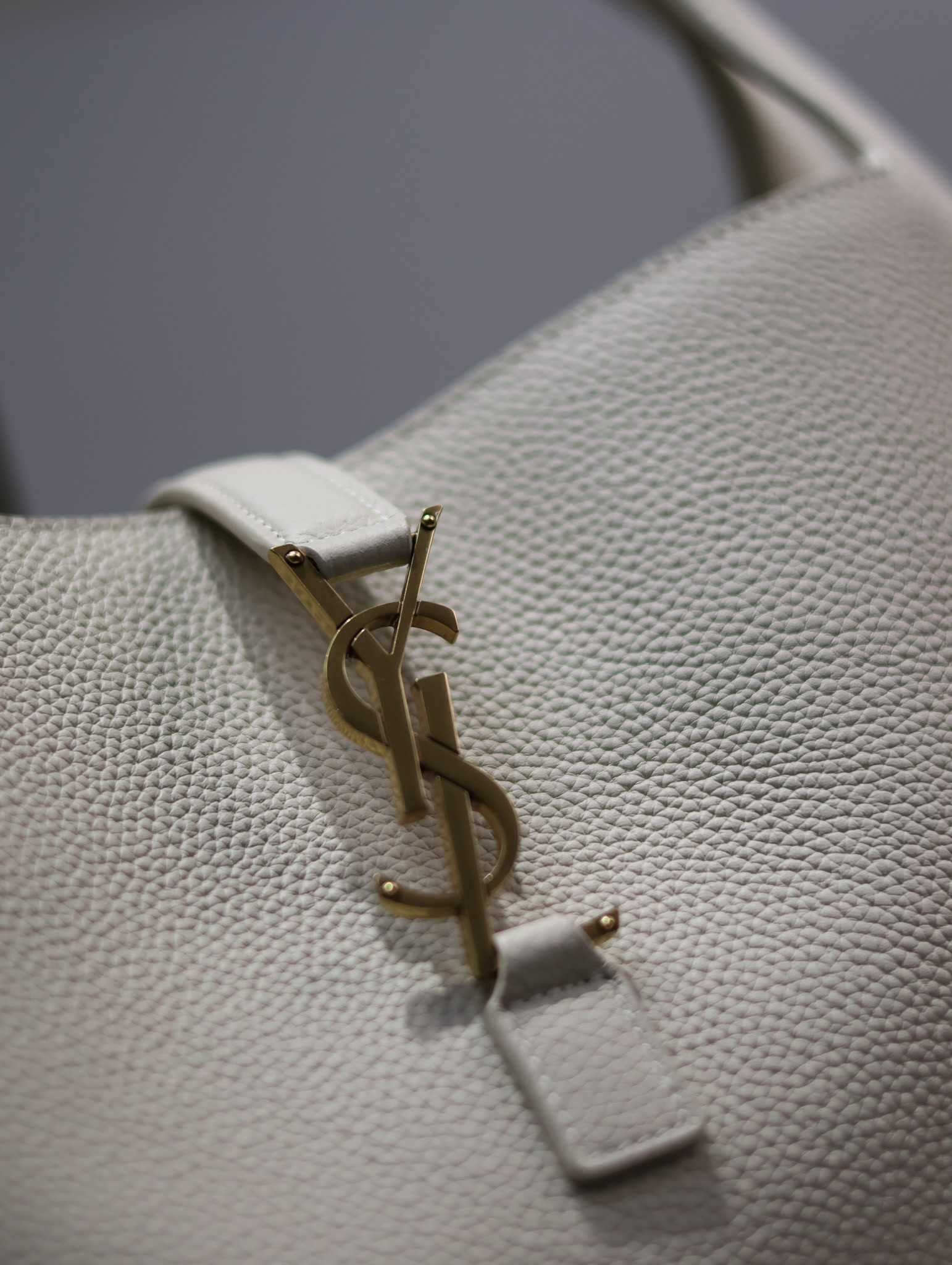 Y51 BEA IN GRAINED LEATHER White