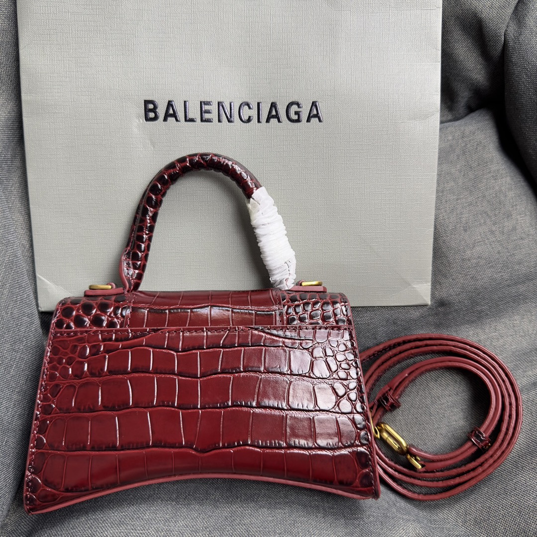 Ba1en*iaga WOMEN