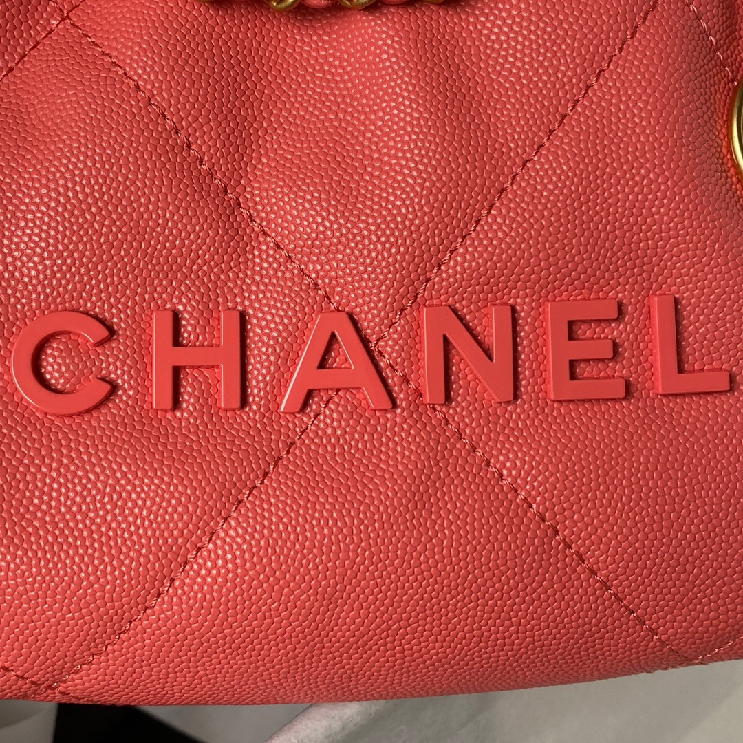 Ch**el 22 MINI HANDBAG GRAINED LEATHER RED 7.8 × 7.4 × 2.3 in