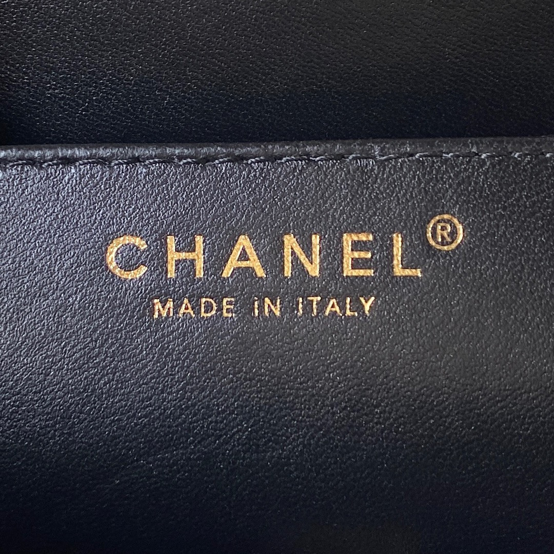 Ch**el BAGUETTE BAG BLACK 17.5×20×5cm