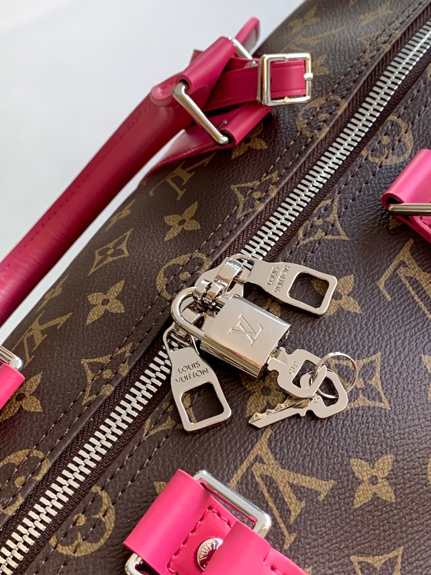 L0vis Vvtt0n Keepall Bandoulière 50 M46673